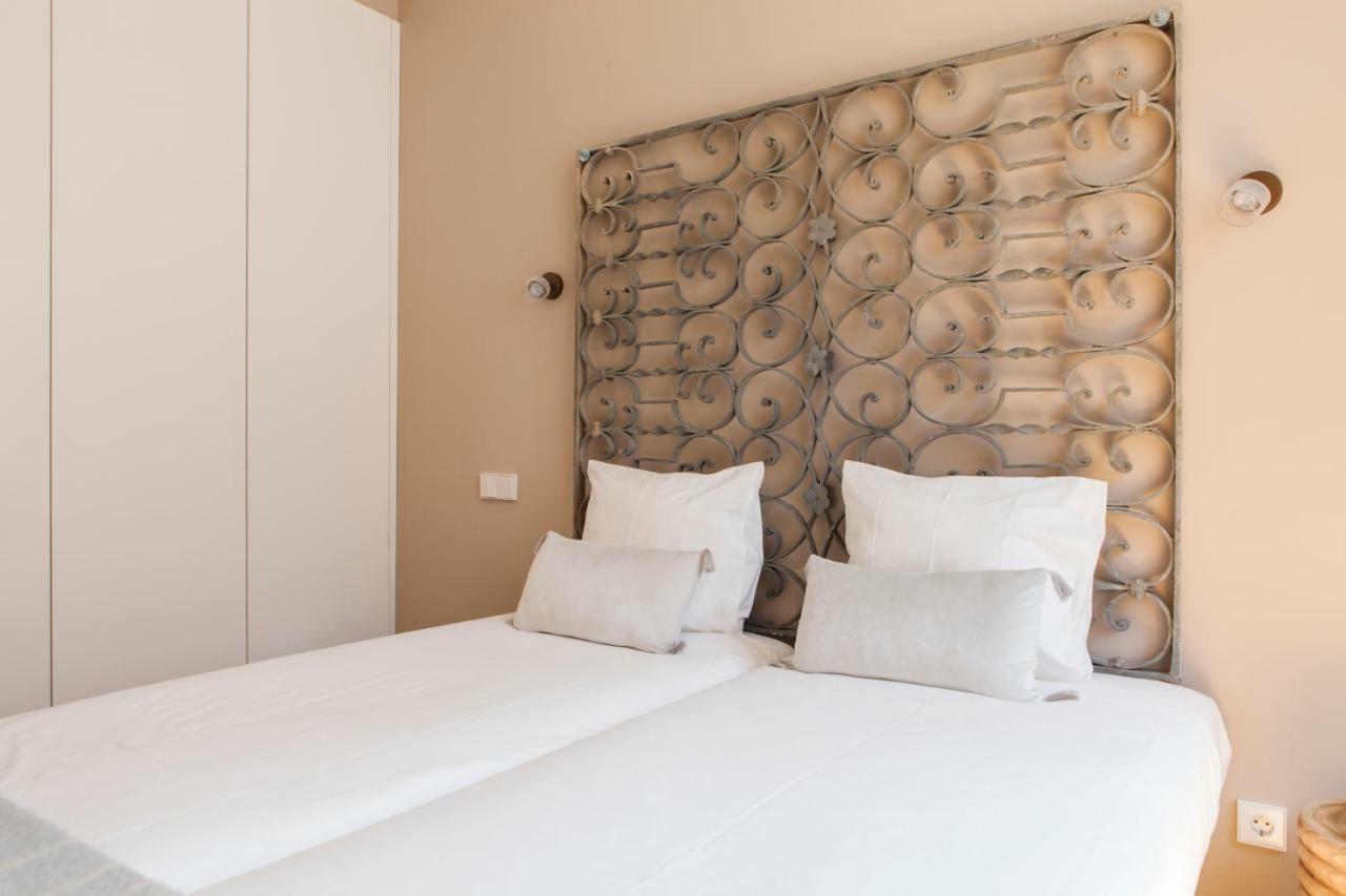 Alfama Baixa Spacious And Bright Apartment Blends The Historic And The Contemporary 2 Bedrs & 2 Bathrs Ac 18Th Century Building Lisboa Exterior foto