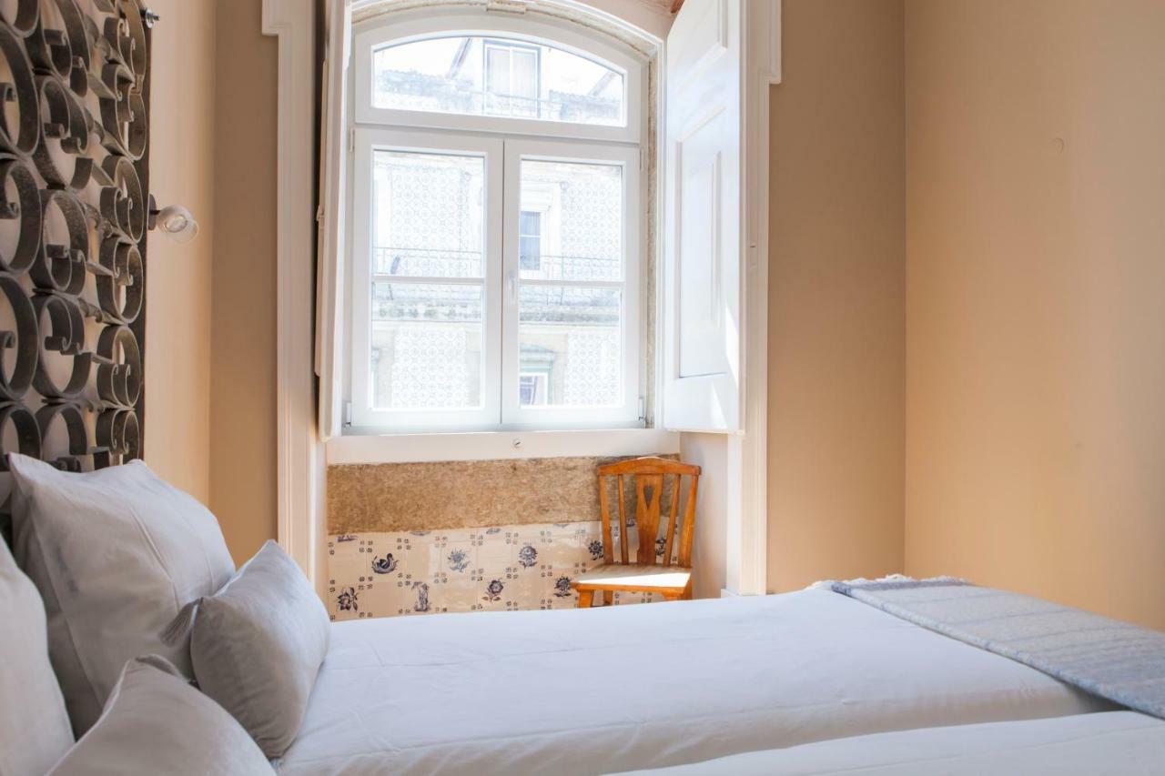 Alfama Baixa Spacious And Bright Apartment Blends The Historic And The Contemporary 2 Bedrs & 2 Bathrs Ac 18Th Century Building Lisboa Exterior foto
